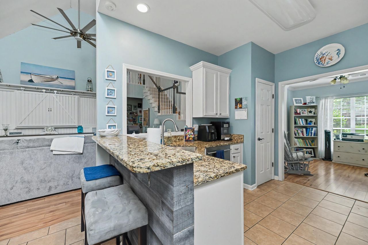 505 Pointe Of Oaks Road Photo 14