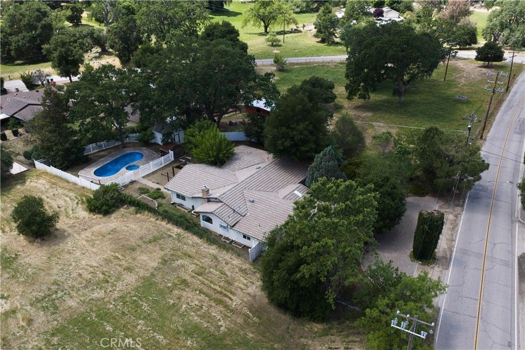 7990 San Gabriel Road , Atascadero, CA 93422 Main Photo