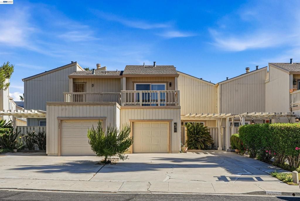 1235 Marina Cir , Discovery Bay, CA 94505 Main Photo