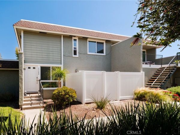 23084 Via Pimiento , Mission Viejo, CA 92691