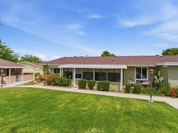 19203 Avenue Of The Oaks, C, Newhall, CA 91321