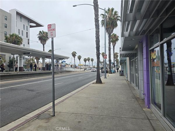 Long Beach, CA 90813