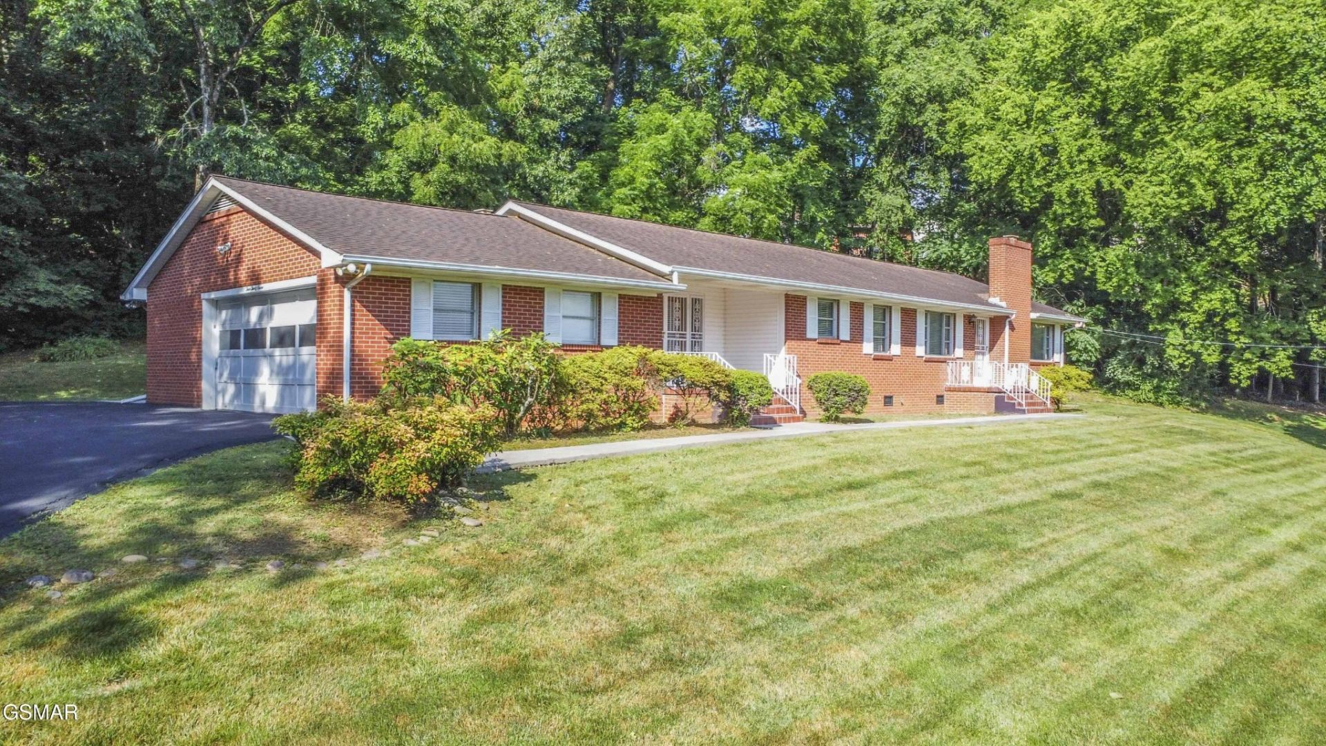 437 Bridge View Lane , Knoxville, TN 37914 Main Photo