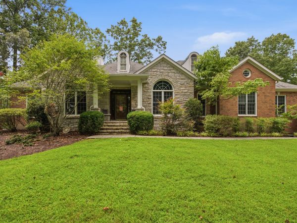 105 Fox Hunt Pt, Nashville, TN 37221