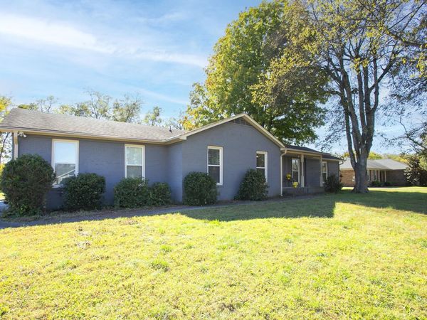 321 Amherst Dr , Murfreesboro, TN 37128