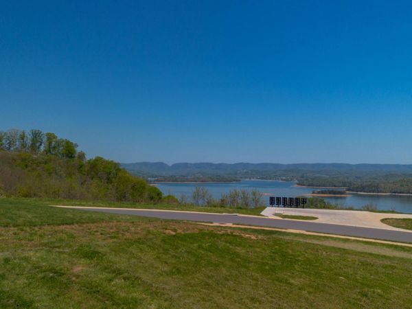 2251 Windswept Way, Unit 99, Morristown, TN 37814