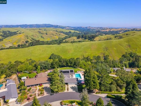 1933 Joseph Dr. , Moraga, CA 94556