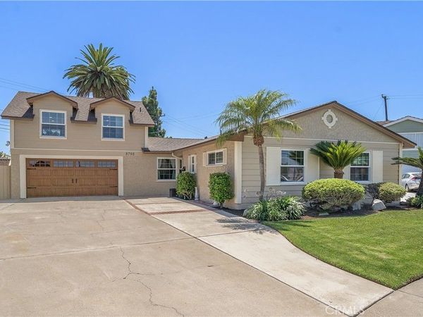 8798 La Casita Avenue, Fountain Valley, CA 92708