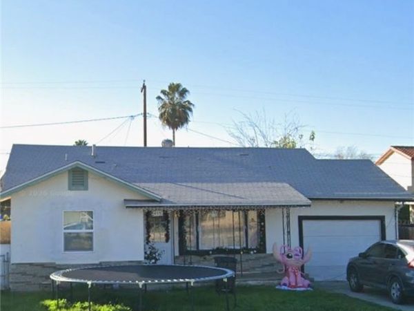415 S Harvard Street , Hemet, CA 92543