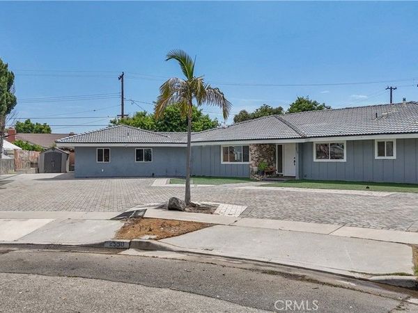 2550 W Rowland Avenue , Anaheim, CA 92804