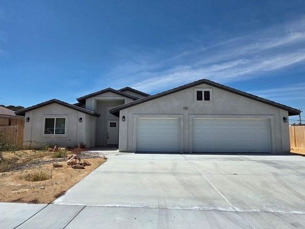 1140 Monterey, Barstow, CA 92311