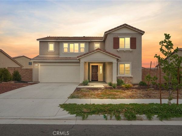 1355 Monument St., Hemet, CA 92543