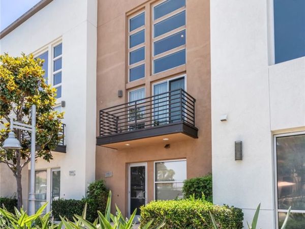 1540 W Artesia Square, Unit D, Gardena, CA 90248