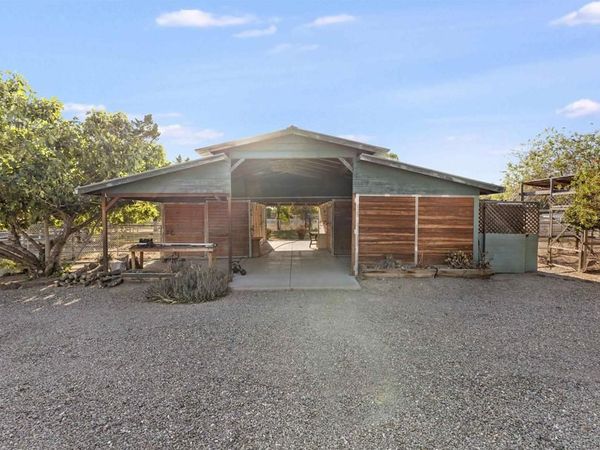 23110 Los Ranchos Dr, Tracy, CA 95304