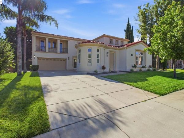 2200 Lotus Way, Tracy, CA 95376