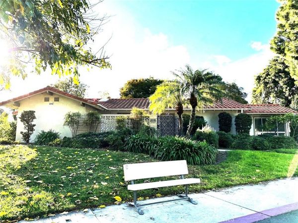 2312 Via Puerta , Unit B, Laguna Woods, CA 92637