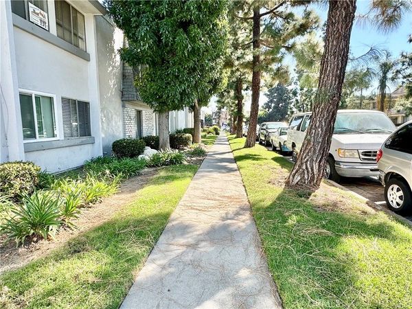 5500 Ackerfield Avenue, Unit 502, Long Beach, CA 90805