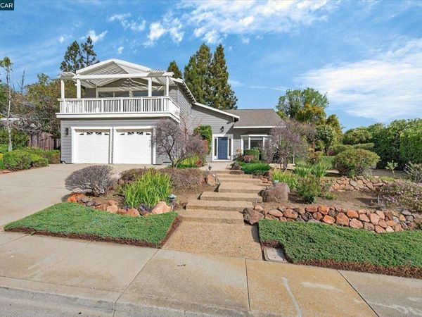 218 Mountaire Cir , Clayton, CA 94517