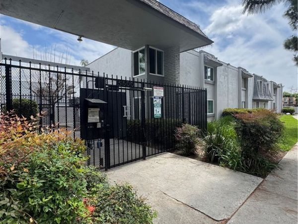 5500 Ackerfield, Unit 309, Long Beach, CA 90805