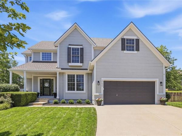 15432 S Alcan Street, Olathe, KS 66062