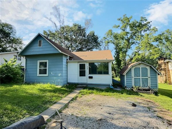 223 W Marshall Street, El Dorado Springs, MO 64744