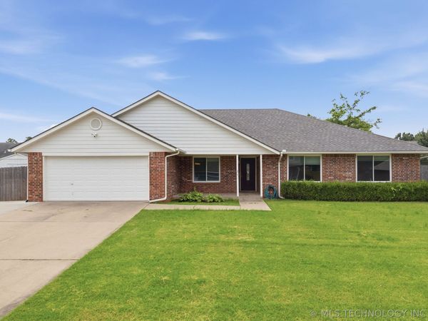 2256 E 140th Street S, Bixby, OK 74008