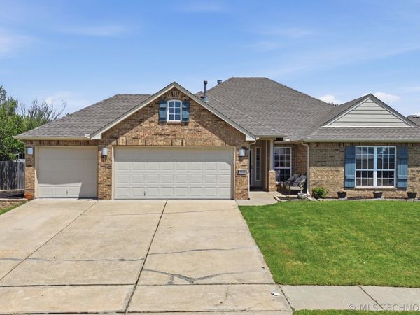 5809 N 32nd Street, Broken Arrow, OK 74014