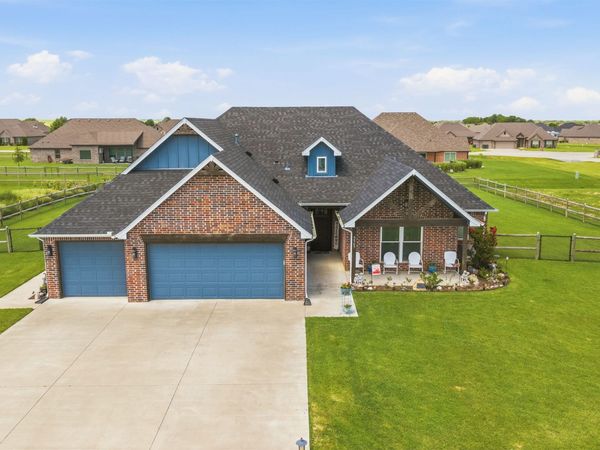 5565 E 141st Place N, Collinsville, OK 74021