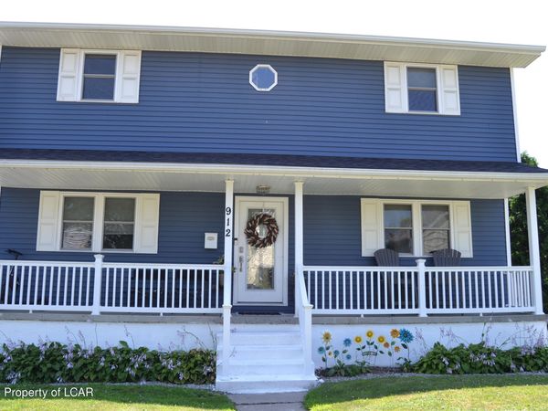 912 Throop Street, Dunmore, PA 18512