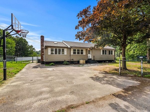 8 Priscilla Lane, Billerica, MA 01821