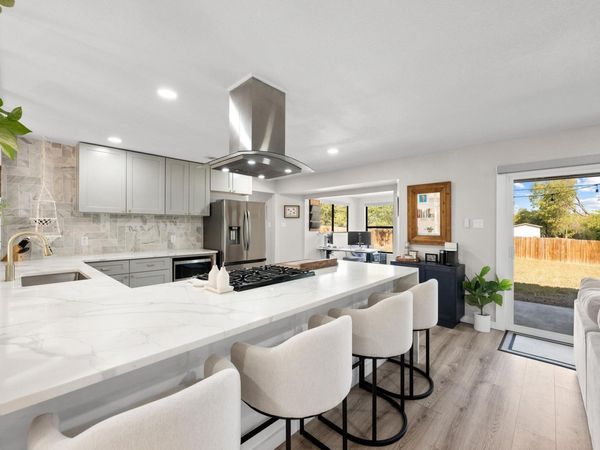 1006 Hollybluff ST, Austin, TX 78753