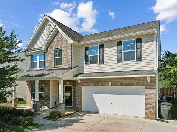 4442 Wedge Drive , Pfafftown, NC 27040