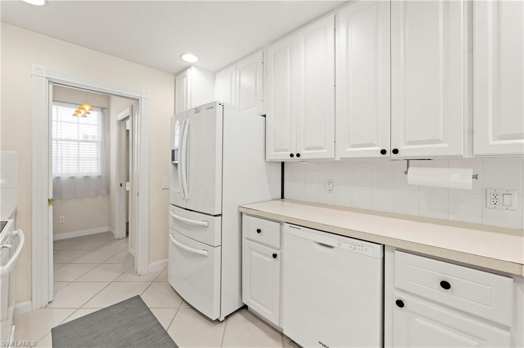 5513 Cove Cir, Unit 88, Naples, FL 34119 Photo