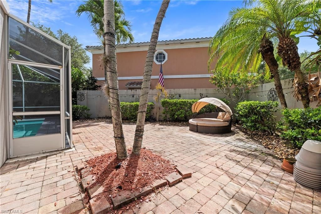 5513 Cove Cir, Unit 88, Naples, FL 34119 Photo
