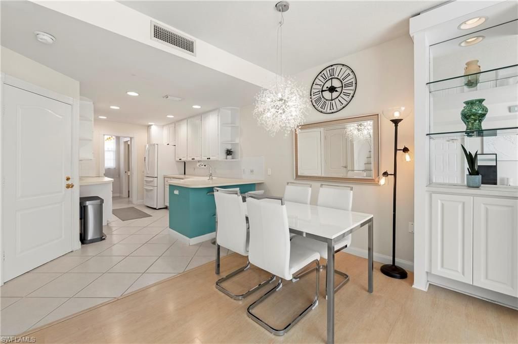 5513 Cove Cir, Unit 88, Naples, FL 34119 Photo