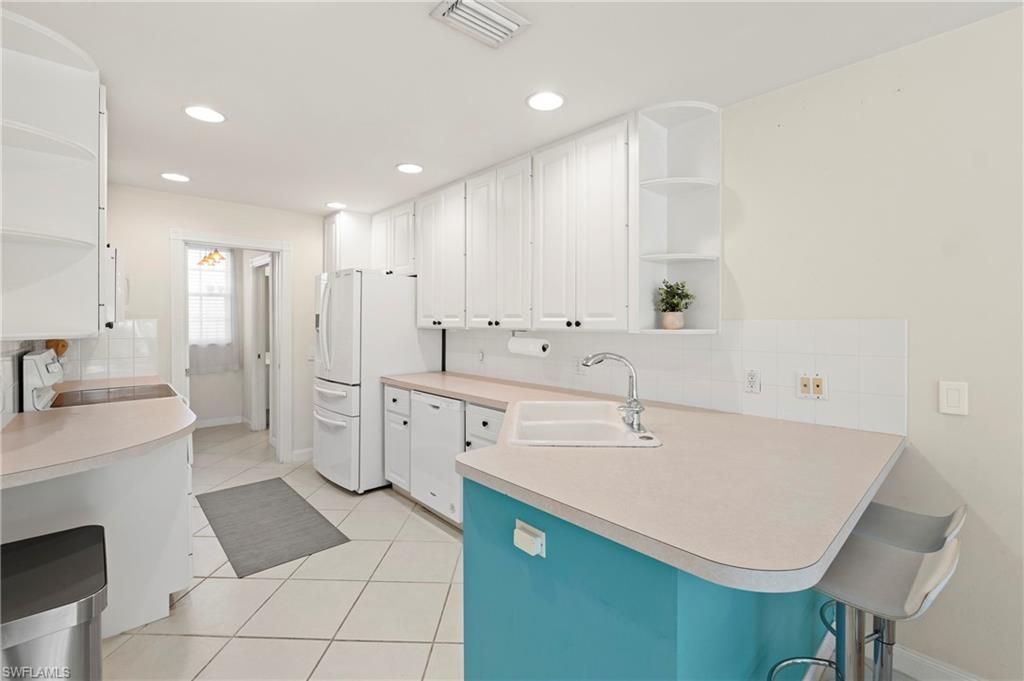 5513 Cove Cir, Unit 88, Naples, FL 34119 Photo