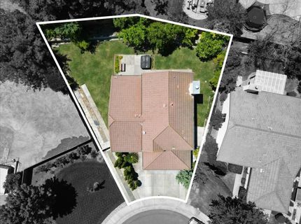 8213 Windmill Oaks Pl, Antelope, CA 95843 Photo