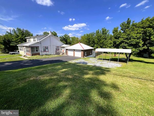1660 SHIMERVILLE ROAD , EMMAUS, PA 18049
