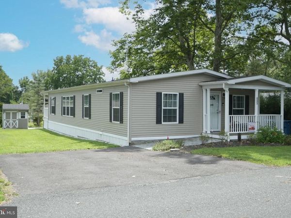 605 WILLOW DRIVE , GREEN LANE, PA 18054