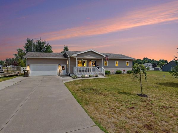 18986 Serenity Drive, Big Rapids, MI 49307