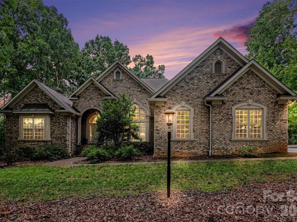 7480 Lexford Court , Concord, NC 28025