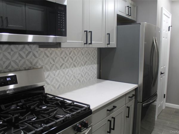 276 Temple Hill , Unit 2410, New Windsor, NY 12553