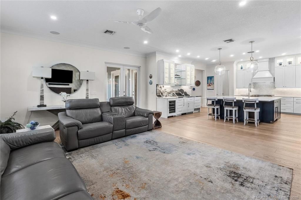 2952 SW Buena Vista Drive, Palm City, FL 34990 Photo