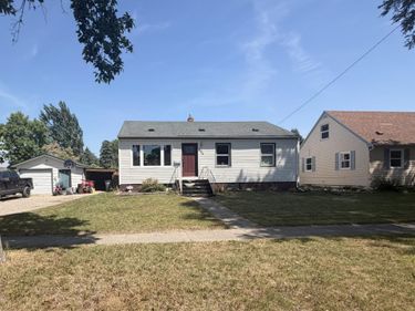 834 16th Street N, Moorhead, MN 56560