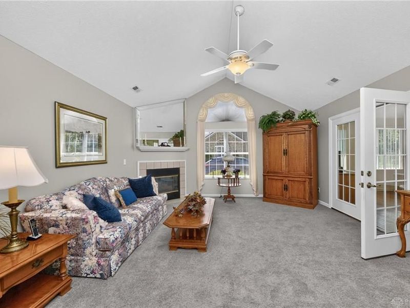 224 Edinburgh Village Drive, Washington Township, OH 45458 Photo 12