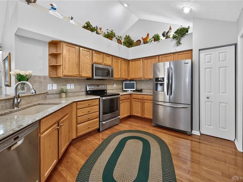 224 Edinburgh Village Drive, Washington Township, OH 45458 Photo 30