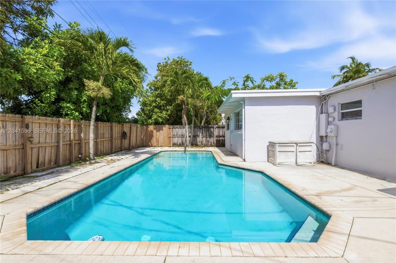 230 NW 55th St , Oakland Park, FL 33309 Photo