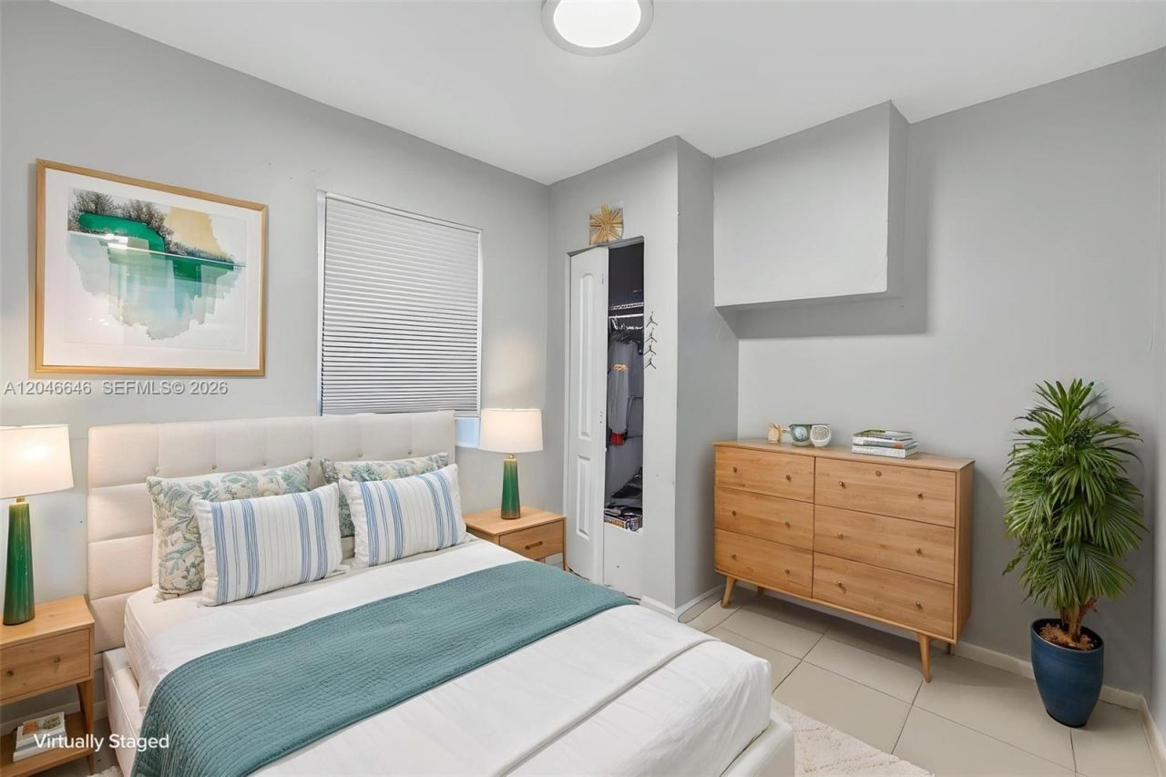 1230 NW 84th Ter , Miami, FL 33147 Photo