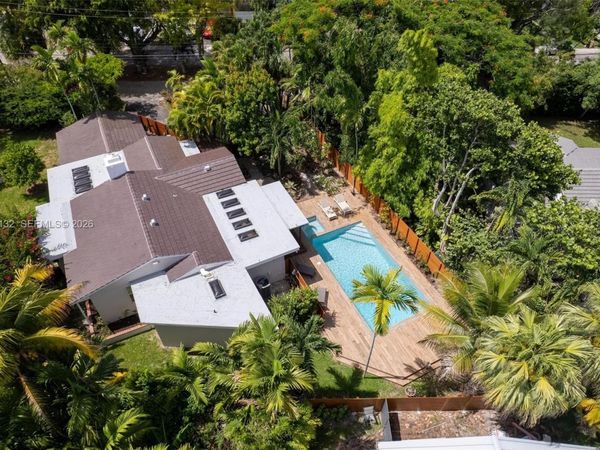 12045 Griffing Blvd , Biscayne Park, FL 33161