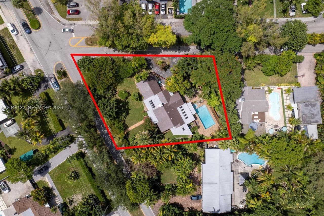 12045 Griffing Blvd, Biscayne Park, FL 33161 Photo